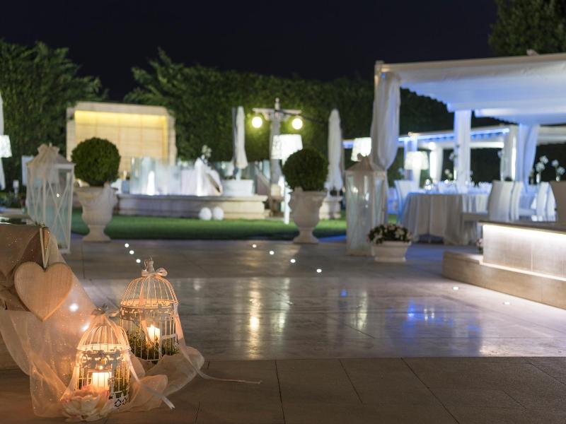 Grand Hotel Biffy - Genel