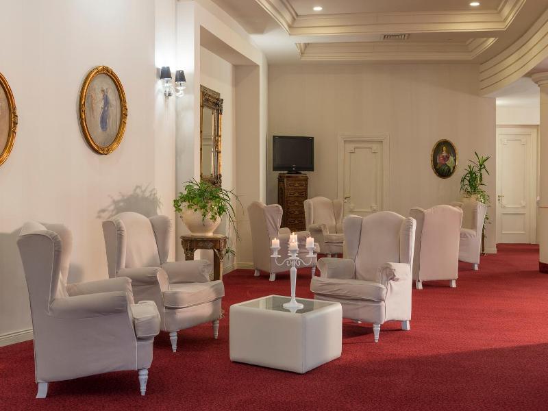 Grand Hotel Biffy - Genel