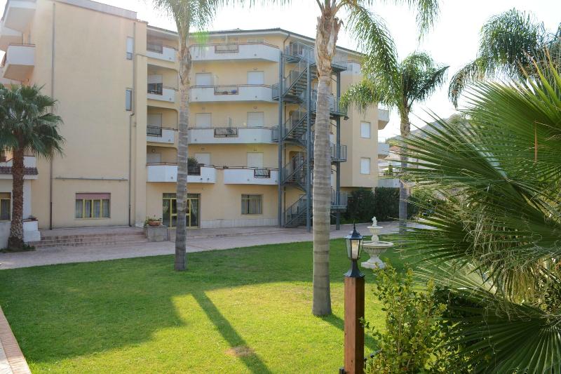 Castelvetere Hotel - Genel
