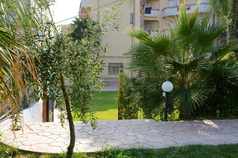 Castelvetere Hotel - Genel