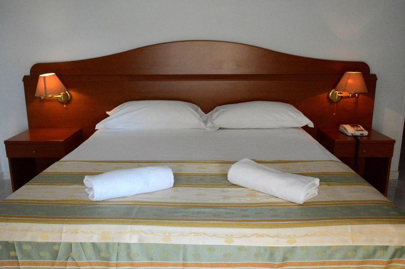 Castelvetere Hotel - Oda