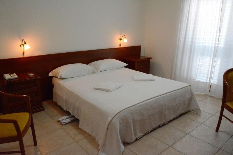Castelvetere Hotel - Oda