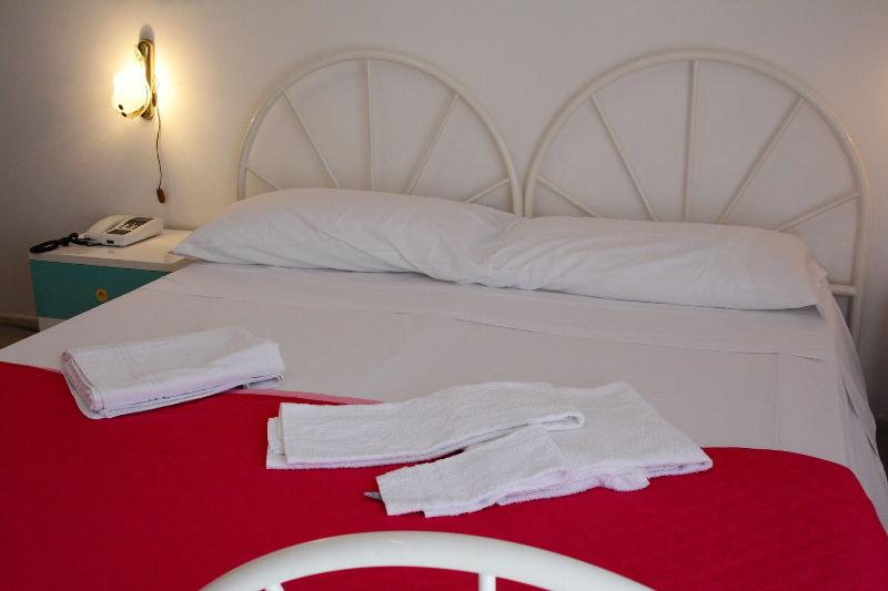 Castelvetere Hotel - Oda