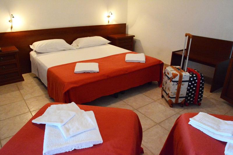 Castelvetere Hotel - Oda