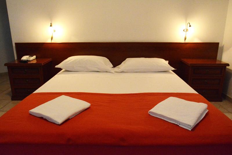 Castelvetere Hotel - Oda