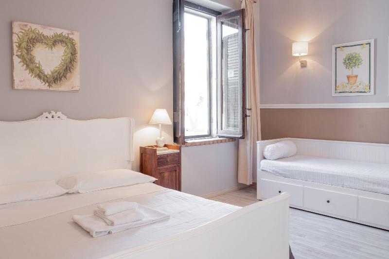 Suite Del Cuore - Genel