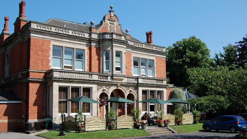 Millfields Hotel - Genel