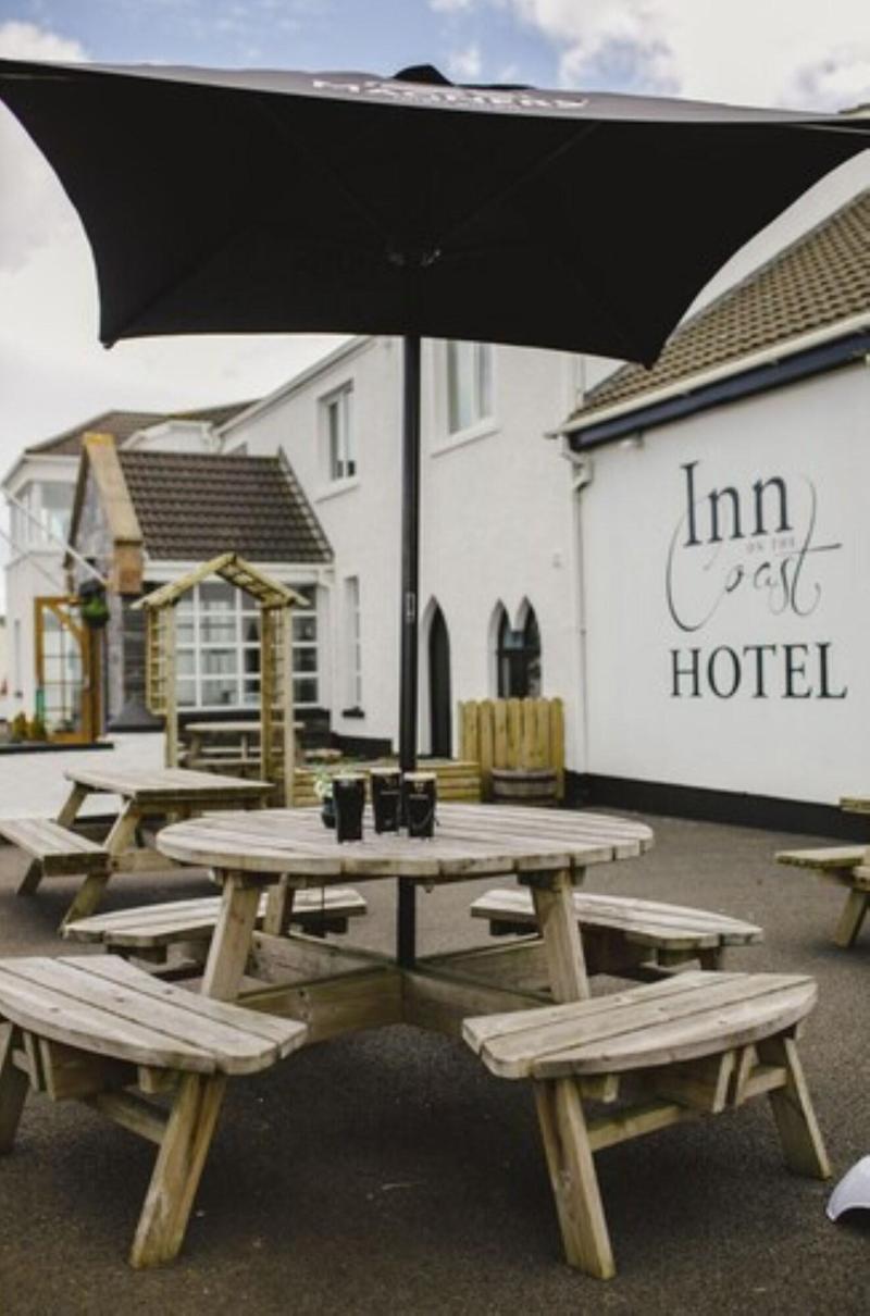Inn On The Coast - Teras