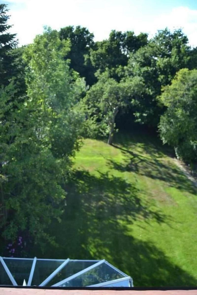 Leafy Suburban Bed & Breakfast - Genel