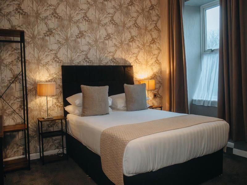 Ashburnham Hotel - Genel