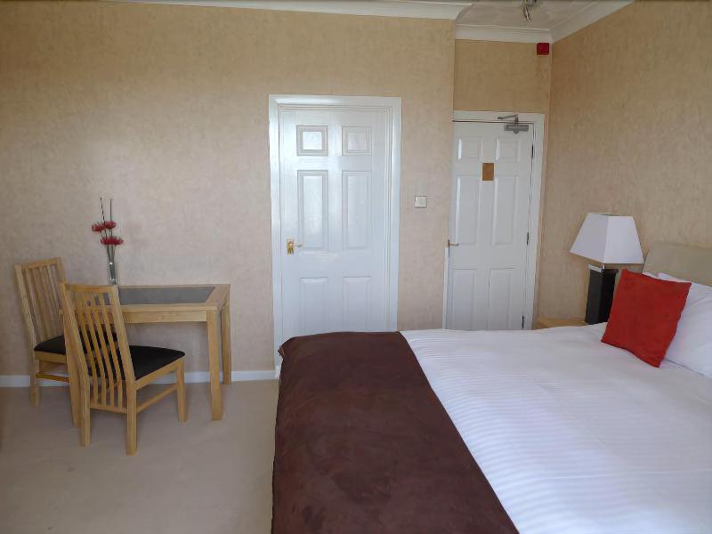 Ashburnham Hotel - Oda