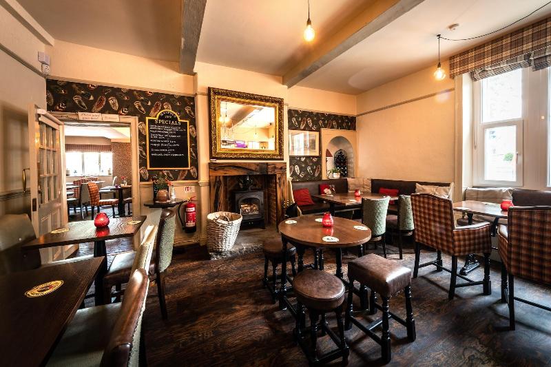 The Maypole Inn - Bar