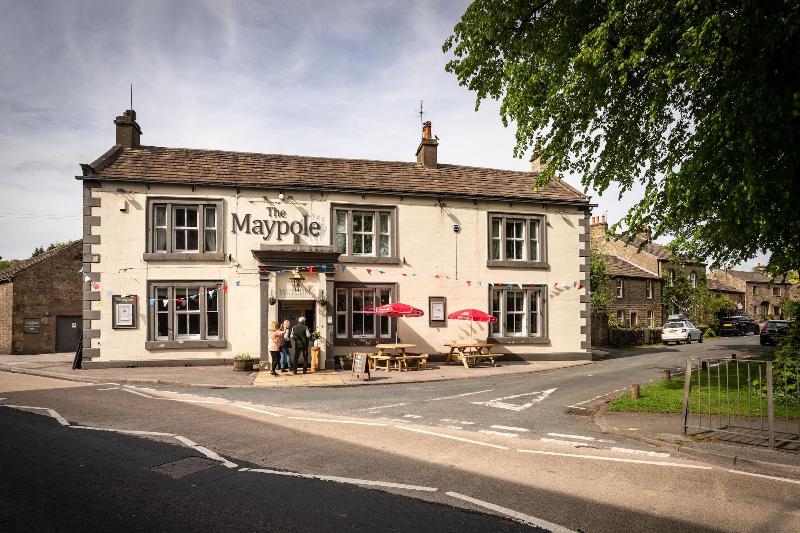 The Maypole Inn - Genel