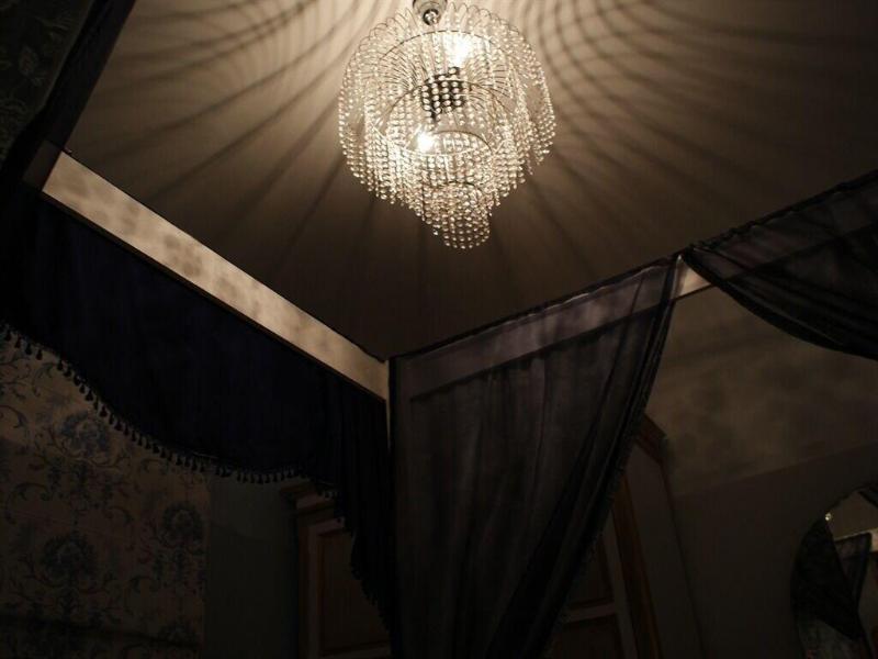 St Hildas Boutique - Oda