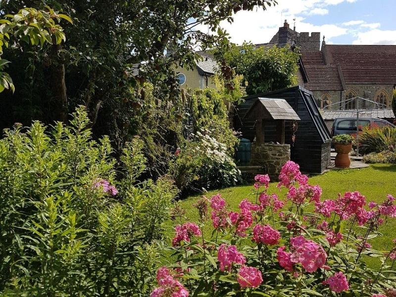 Bronwye Guest House - Genel