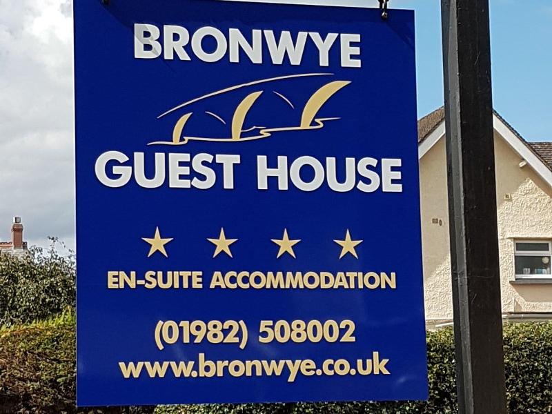 Bronwye Guest House - Genel