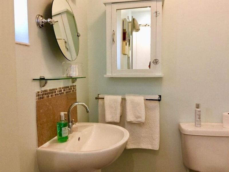 Derrin Guest House - Oda