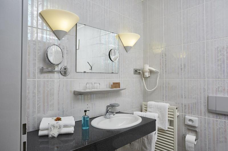 Voss Das Schokoladenhotel - Oda