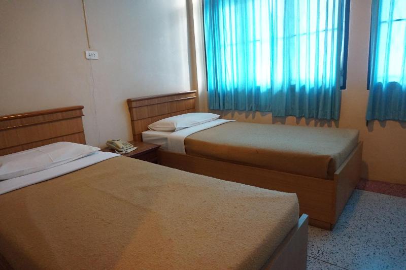 Supak Hotel - Oda