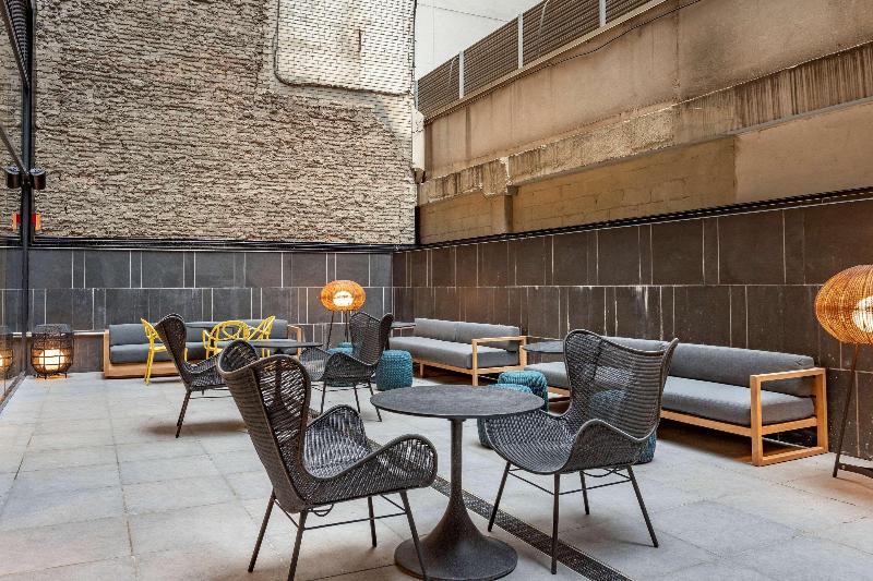 The Draper New York, Tapestry Collection By Hilton - Teras