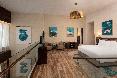 Avani Plus Palm View Dubai Hotel and Suites oda fotoğrafı