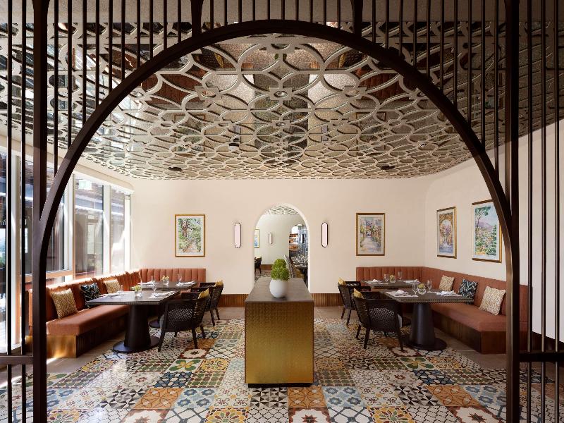 Avani Plus Palm View Dubai Hotel and Suites - Restoran