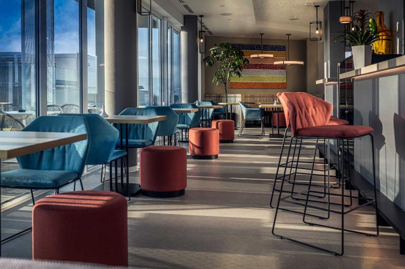J44 Lifestyle Hotel - Bar
