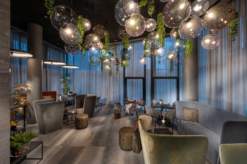 J44 Lifestyle Hotel - Lobi