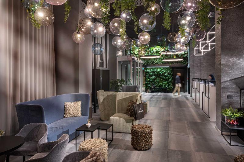 J44 Lifestyle Hotel - Lobi