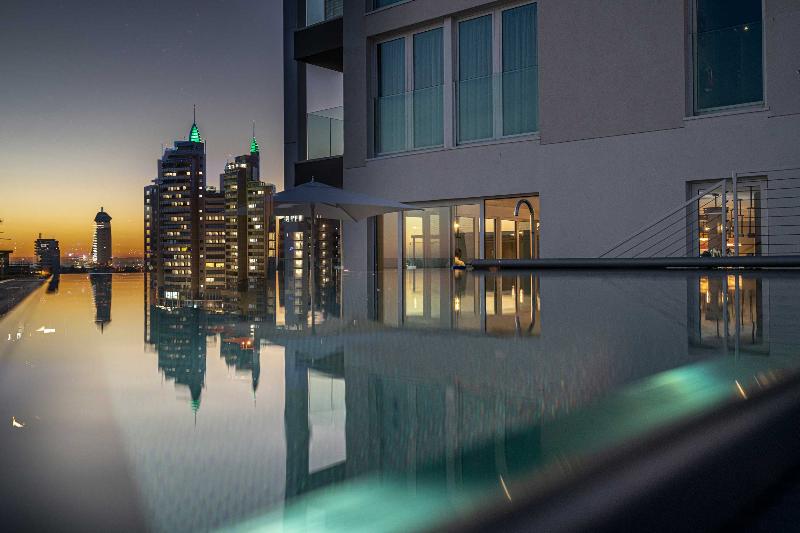 J44 Lifestyle Hotel - Havuz