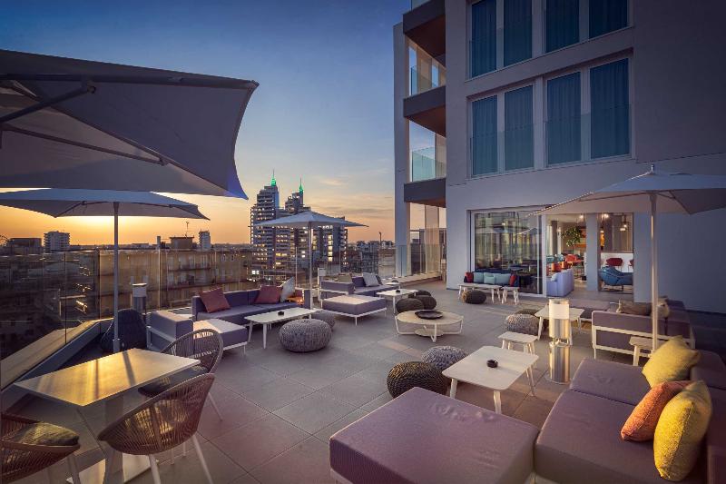 J44 Lifestyle Hotel - Teras