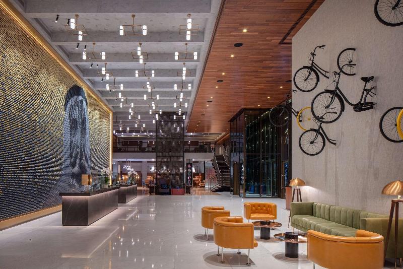 DoubleTree by Hilton Dubai M Square - Lobi