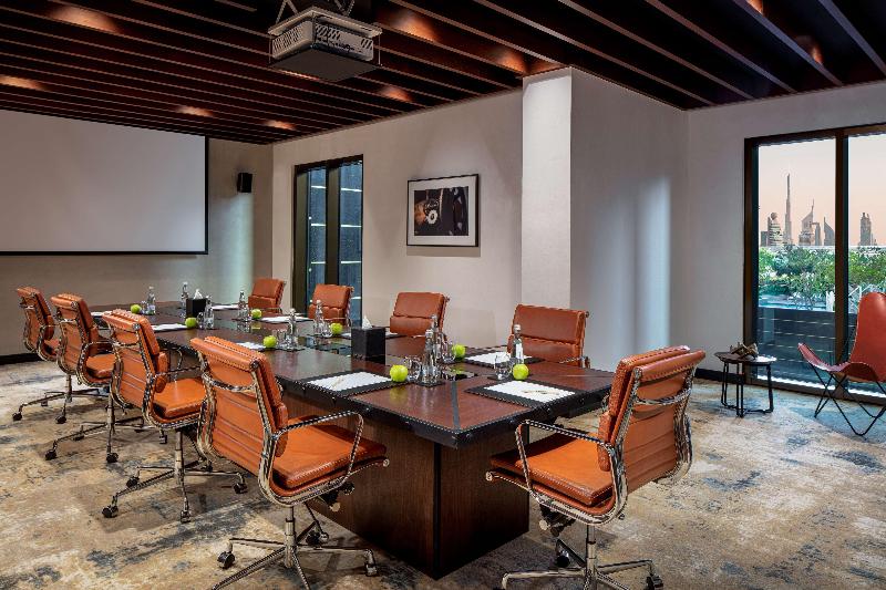 DoubleTree by Hilton Dubai M Square - Toplantı