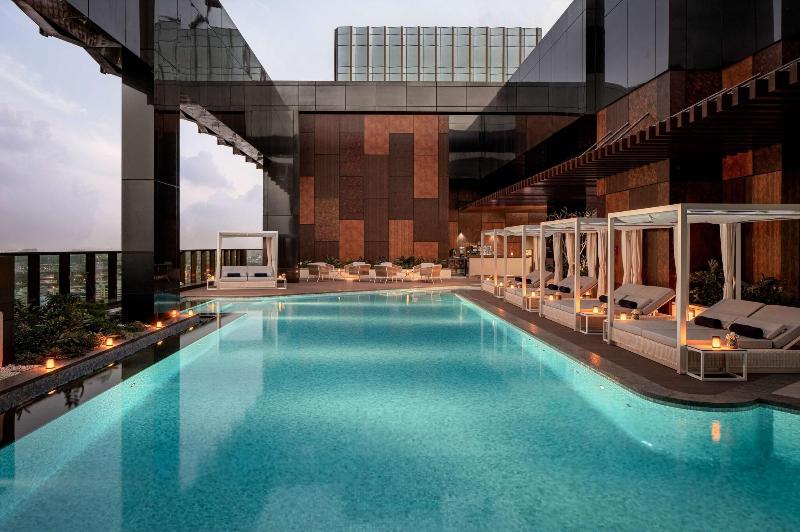 DoubleTree by Hilton Dubai M Square - Havuz