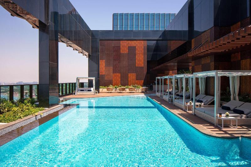 DoubleTree by Hilton Dubai M Square - Havuz