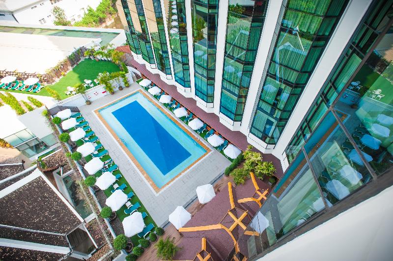 Empress Hotel Chiang Mai - Havuz