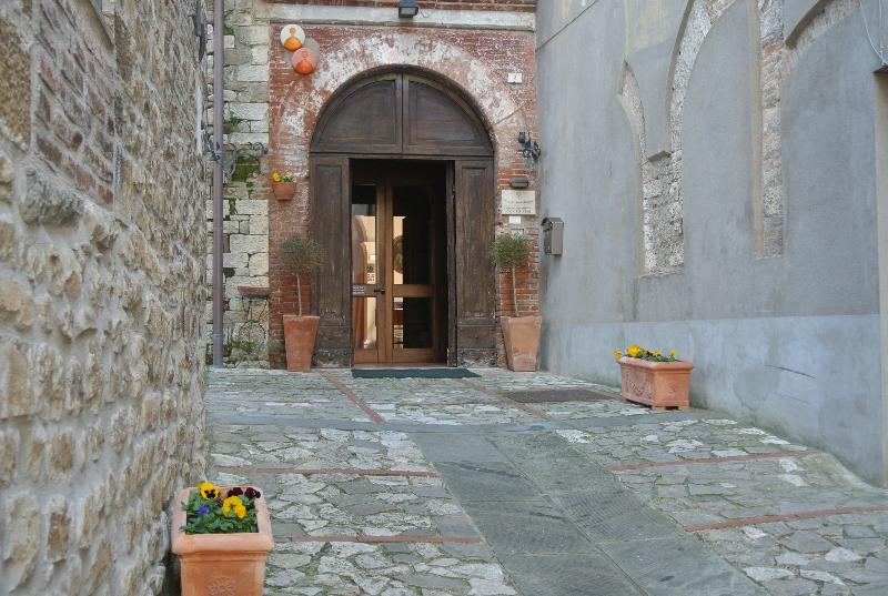 Monastero Ss. Annunziata - Genel