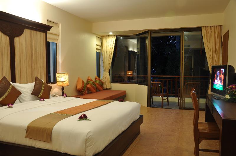 Patong Lodge Hotel - Oda