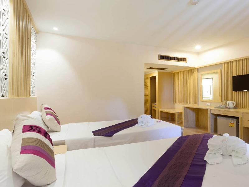 Patong Lodge Hotel - Oda