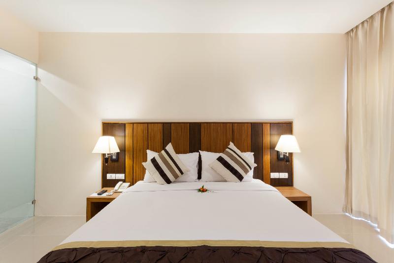 Patong Lodge Hotel - Oda