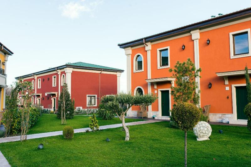 Therma Palace - Genel