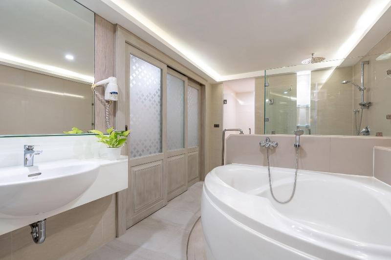 Katathani Phuket Beach Resort - Oda