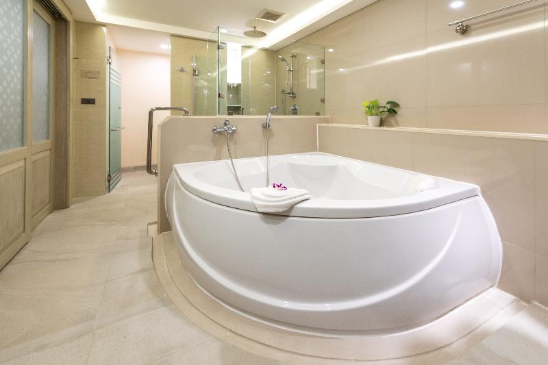 Katathani Phuket Beach Resort - Oda