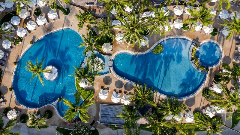 Katathani Phuket Beach Resort - Havuz