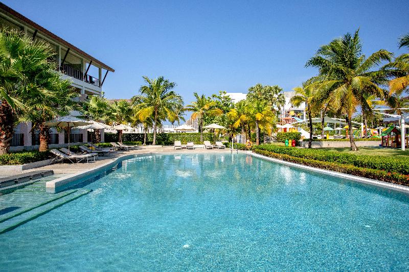 Katathani Phuket Beach Resort - Havuz