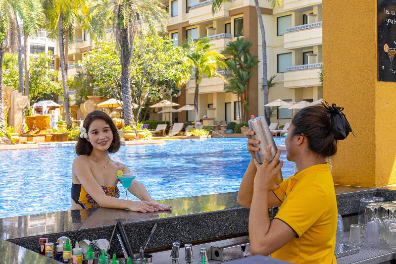 Holiday Inn Resort Phuket Patong - Havuz