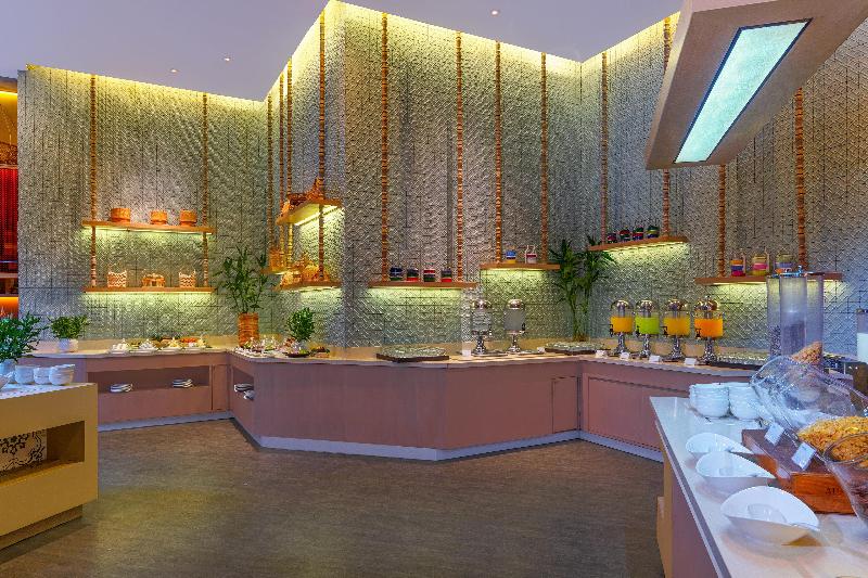 Holiday Inn Resort Phuket Patong - Restoran