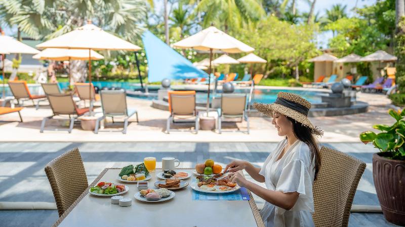 Holiday Inn Resort Phuket Patong - Restoran