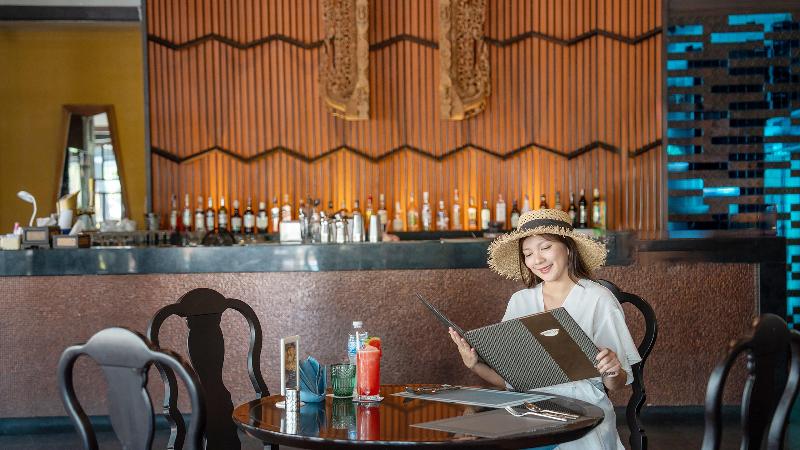 Holiday Inn Resort Phuket Patong - Restoran