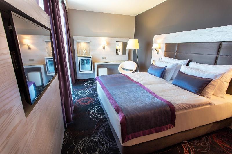 Aura Hotel - Adults Only - Oda